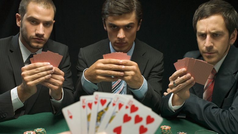 cara menang main poker online membaca lawan